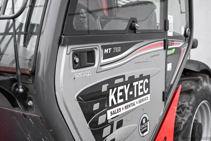 Teleskoplastare Manitou MT 732