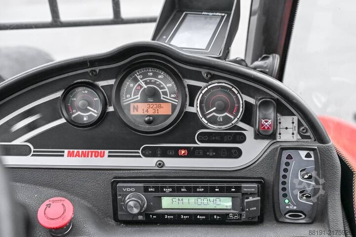 Teleskoplastare Manitou MT 732
