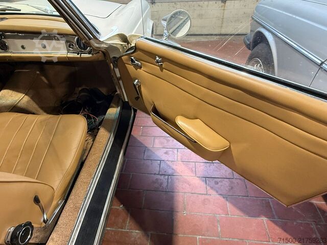 Oldtimer Mercedes-Benz 230 SL Pagode W113