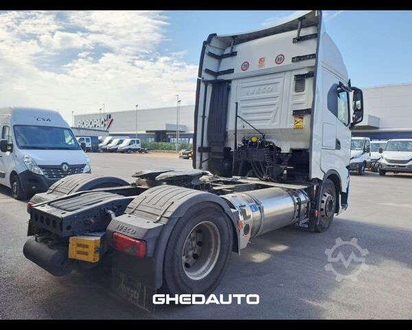 Tractora standard IVECO TRATTORE STRADALE IVECO S-WAY 460 LNG  METANO