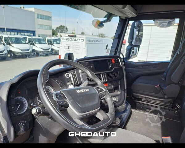 Tractora standard IVECO TRATTORE STRADALE IVECO S-WAY 460 LNG  METANO