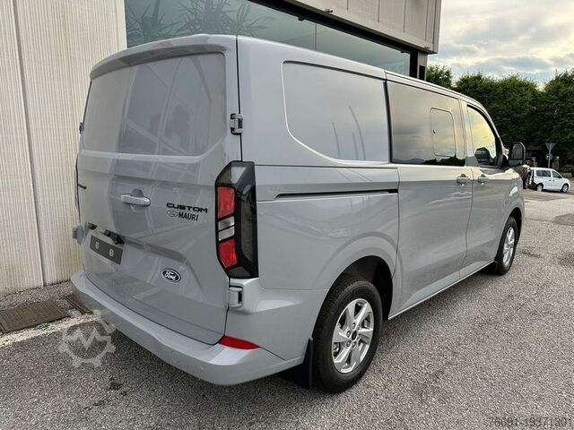 Panel van Ford Custom 320 L1 Dop. Cab. 5 posti - Titanium
