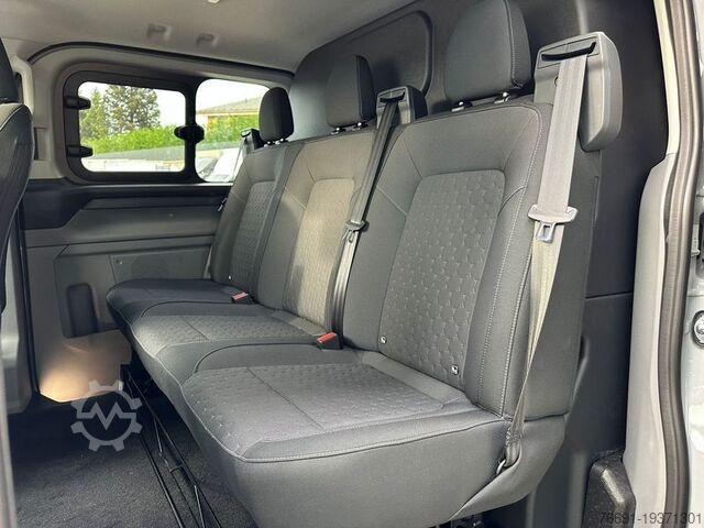 Panel van Ford Custom 320 L1 Dop. Cab. 5 posti - Titanium