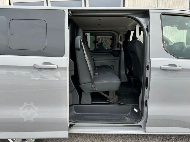 Panel van Ford Custom 320 L1 Dop. Cab. 5 posti - Titanium