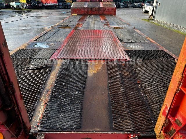 Nízkoložný návěs GOLDHOFER STU 2-27/80 Hydr. Rampen Wasserfass