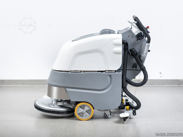 SZOROWARKA HAKO B30 CL H NOWE BATERIE Hako Scrubmaster B30 CL H TB430 - 2021y - 121