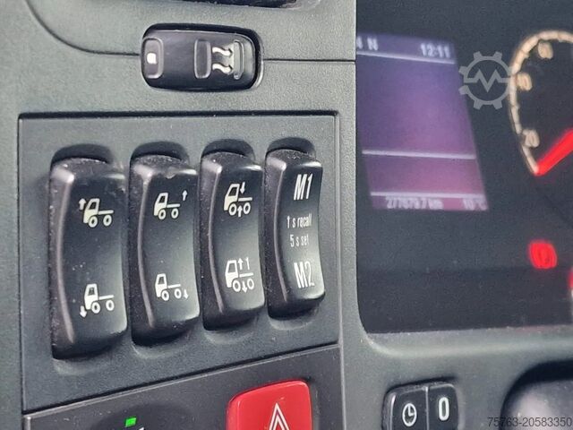 Lona Scania P250 4x2 - Loadlift - Side boards - Full air - ...