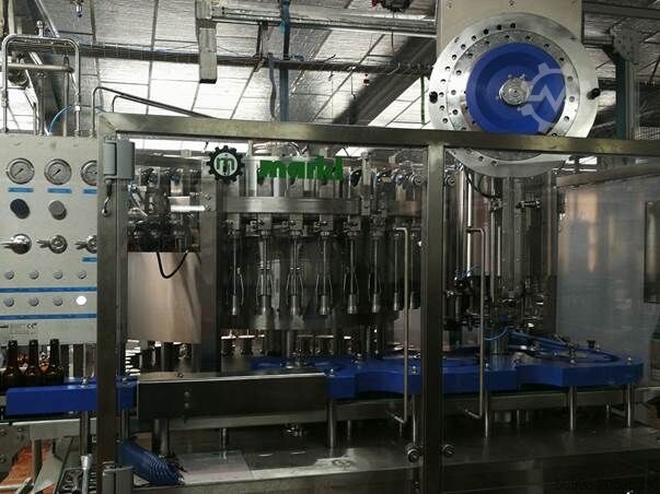 System för fyllning av behållare Markl Langrohrfüllsystem mit 40 Füllventilen u