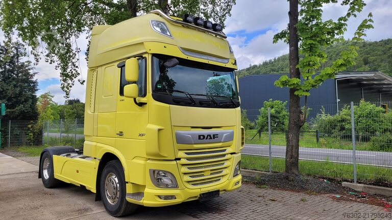 Volumen trækker DAF XF 30 FT SSC Standklima Retarder