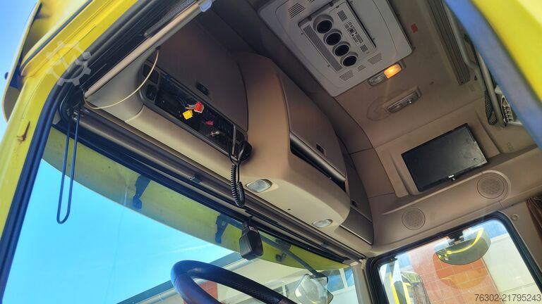 Tractocamión de volumen DAF XF 530 FT SSC Standklima Retarder