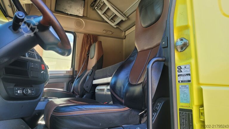 Tractocamión de volumen DAF XF 530 FT SSC Standklima Retarder
