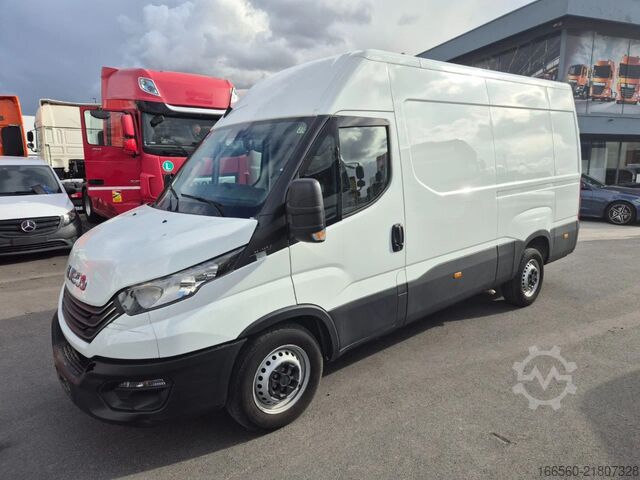 Fourgon Iveco Daily 35 S 14