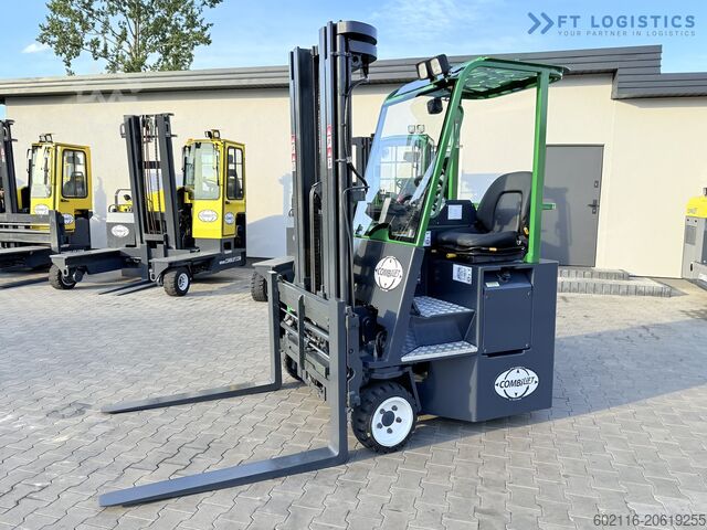 Carretilla elevadora multidireccional Combilift C2500CB DIESEL TRIPLEX 5500 FREE LIFT