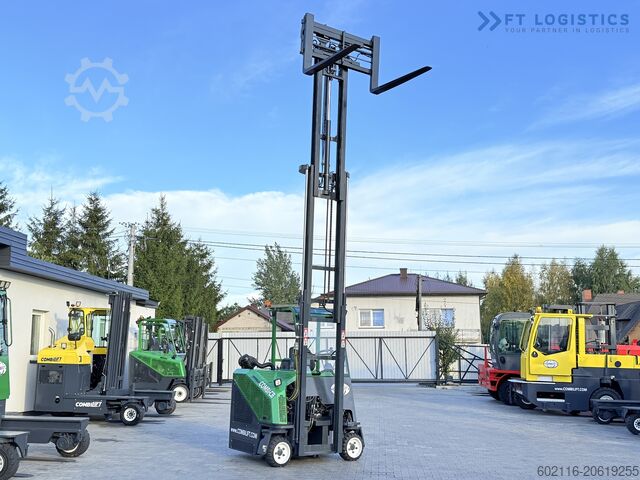 Carretilla elevadora multidireccional Combilift C2500CB DIESEL TRIPLEX 5500 FREE LIFT