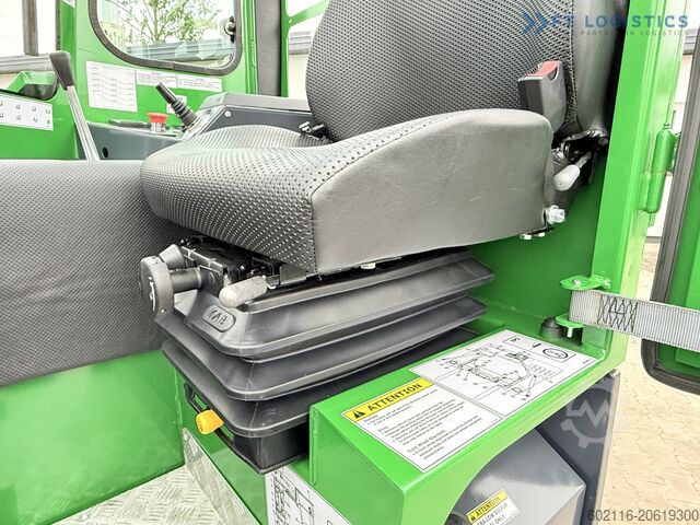 Carretilla elevadora multidireccional Combilift C4500 DIESEL DUPLEX WIDE FORK POSITIONER