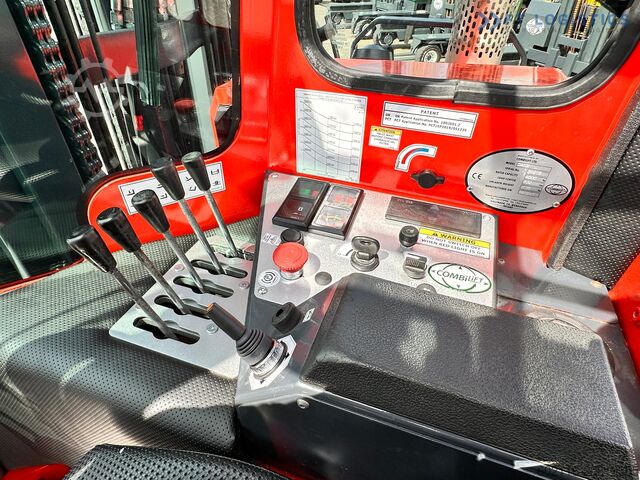 Carretilla elevadora de 4 vías Combilift C4000 / GAS / TRIPLEX / 9300MM /LIKE NEW