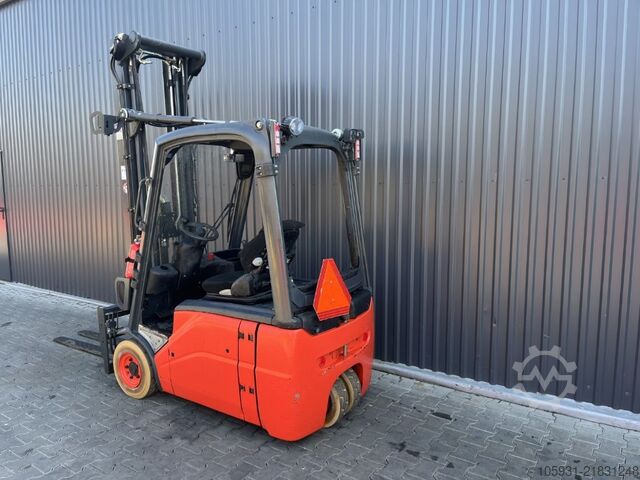 Stivuitor electric cu 3 roți Linde E16-02