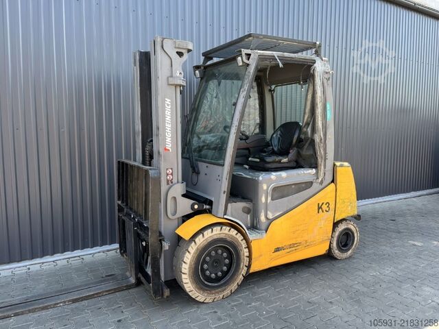 Stivuitor electric cu 4 roți Jungheinrich EFG535k