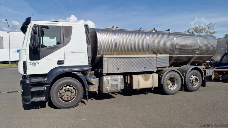 Camión cisterna Iveco Stralis 420 6x2