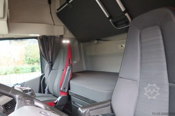 Laadplatform Volvo FH 460 Open Laadbak + Aanhanger