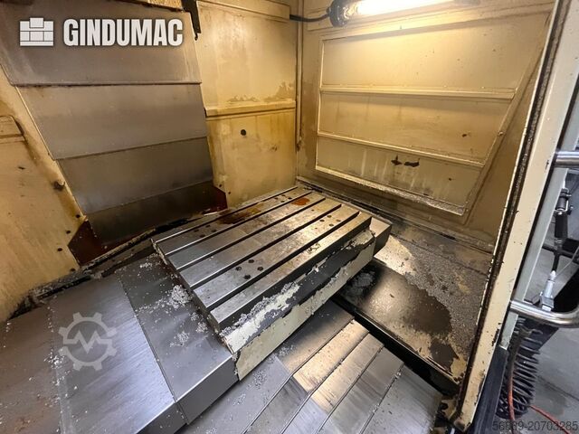 Vertikala Fleroperationsmaskiner Hurco VMX 24t