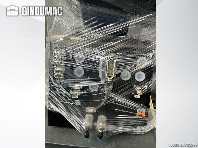 Braccio robotico KUKA KR120 R3200 PA