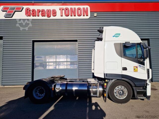 Standard tractor unit Iveco Stralis