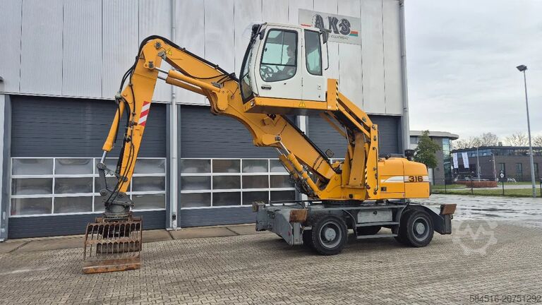 Materialehåndteringsmaskine Liebherr A 316 + Liebherr Sorting Grab