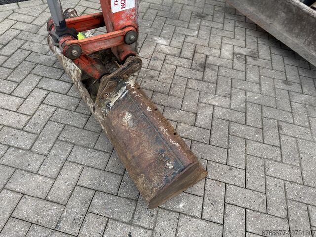 Kubota U27-4 Minibagger/Raupenbagger mit 1 Löffel, Baujahr 2016, Diesel KUBOTA U27-4 minigraver/graafmachine rups 1 bak 2016 Diesel