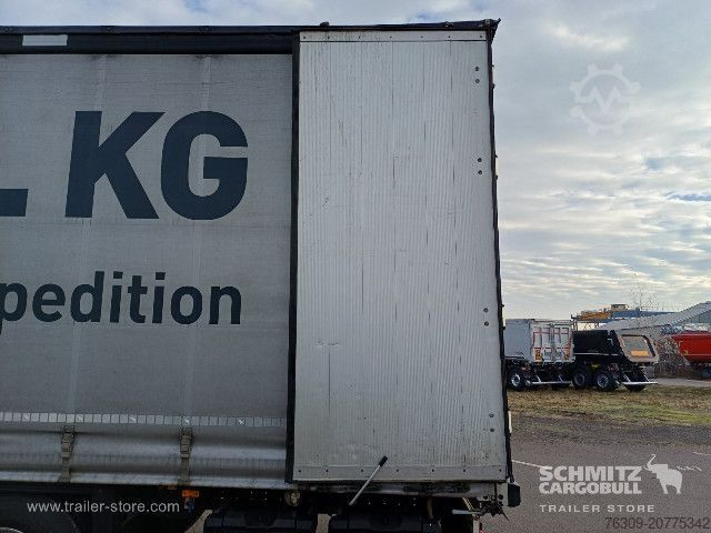 Brandalı açık yarı römork Schmitz Cargobull Curtainsider Standard Getränke