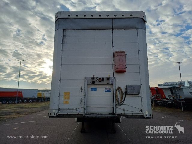 Brandalı açık yarı römork Schmitz Cargobull Curtainsider Standard Getränke