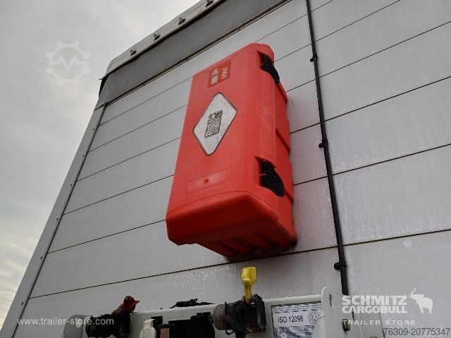 Brandalı açık yarı römork Schmitz Cargobull Curtainsider Standard Getränke