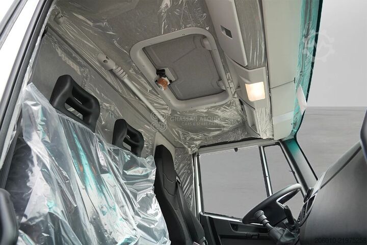 Chassis cabine IVECO Euro Cargo ML180
