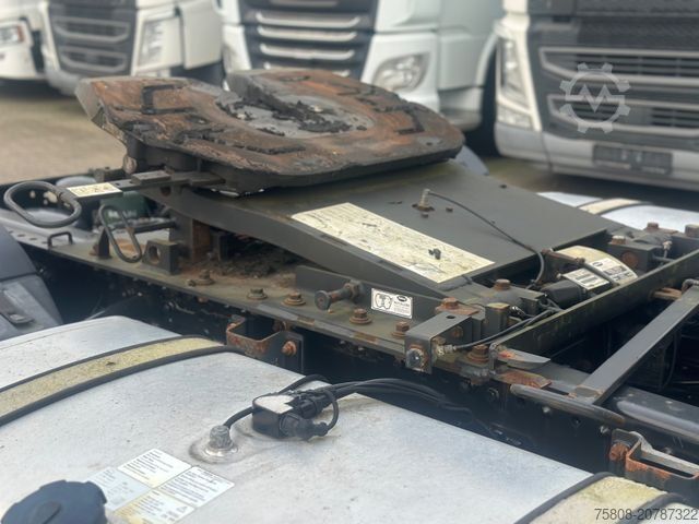 Volume tractor unit MAN TGX 18.500 X-LOW Verstellbare Kupplung ACC LGS