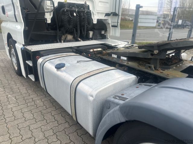 Volume tractor unit MAN TGX 18.500 X-LOW Verstellbare Kupplung ACC LGS