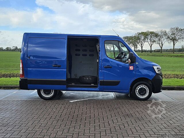 RENAULT MASTER 2.3 L1H1 150KM Euro6 RED-Edition Hak holowniczy Klimatyzacja 3-miejscowy Tempomat! RENAULT MASTER 2.3 L1H1 150Pk Euro6 RED-Edition Trekhaa...