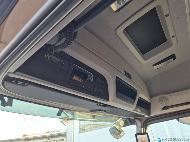 Τυπική μονάδα τράκτορα MERCEDES-BENZ Arocs 3351 LS 6x6 Palfinger S260Z96 Y Crane