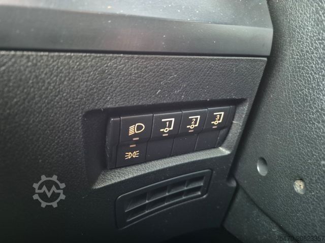 Τυπική μονάδα τράκτορα MERCEDES-BENZ Arocs 3351 LS 6x6 Palfinger S260Z96 Y Crane