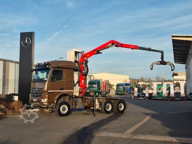 Τυπική μονάδα τράκτορα MERCEDES-BENZ Arocs 3351 LS 6x6 Palfinger S260Z96 Y Crane