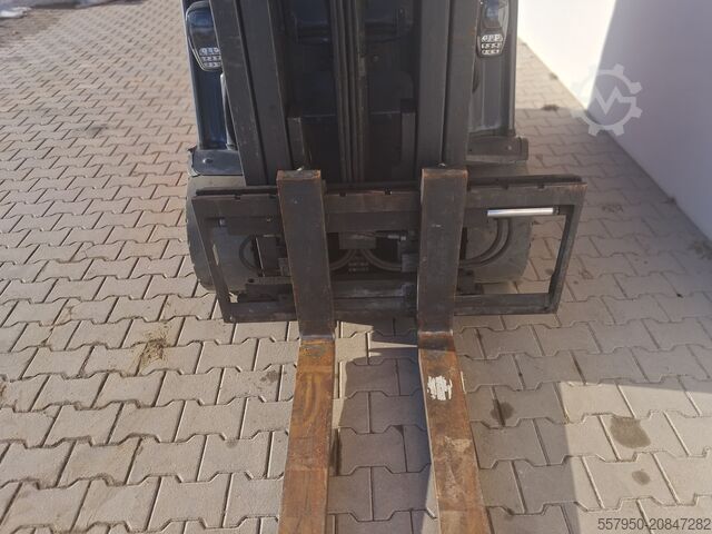 Front loader forklift Linde E 30 Triplex Doppelzusatzhydraulik