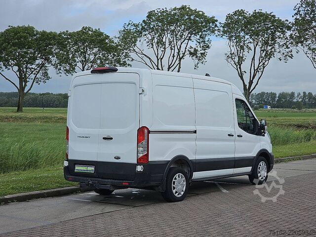 Stationvogn med højt tag FORD TRANSIT 2.0 L2H2 Automaat Euro6!