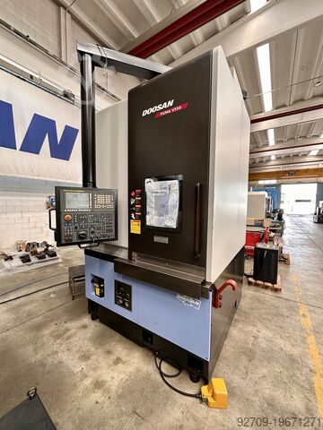 CNC draaien-frezen centrum DOOSAN Puma V550M
