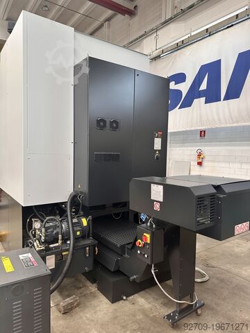 CNC draaien-frezen centrum DOOSAN Puma V550M