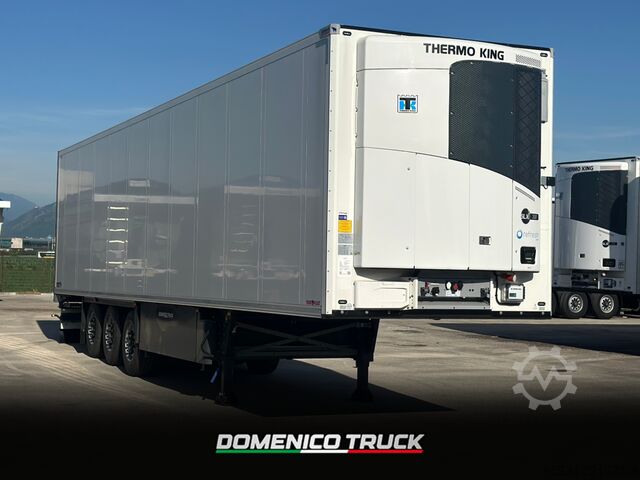 Hűtő félpótkocsi Schmitz Cargobull ISOTERMICO