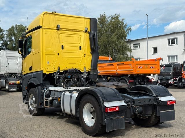 Standardowy ciągnik siodłowy MERCEDES-BENZ ACTROS 1846 4x4 HAD Eur 6 Kipphydraulik Retarder