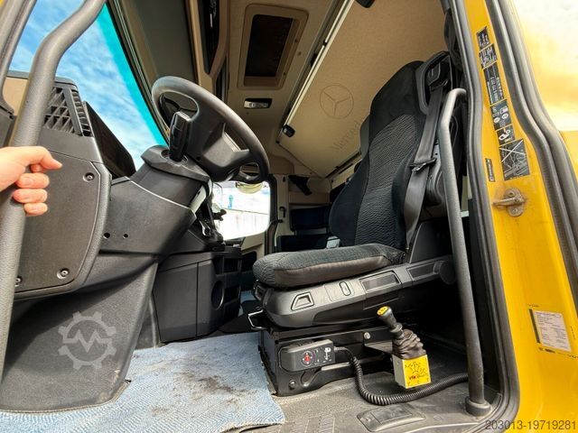 Standardowy ciągnik siodłowy MERCEDES-BENZ ACTROS 1846 4x4 HAD Eur 6 Kipphydraulik Retarder