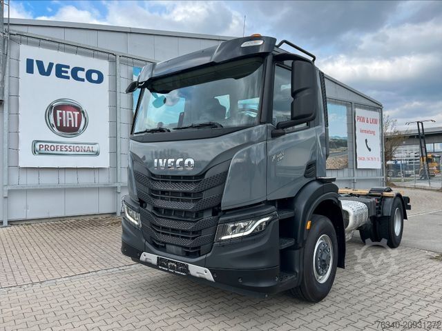 LKW-Fahrgestell IVECO X-WAY AD200X48/P HR ON+*HI-Traction*für Kipper