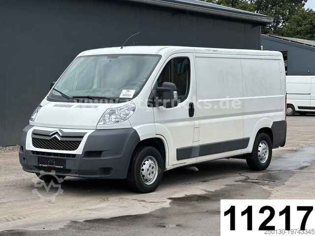 Panelvan CITROEN Jumper Kasten 60 HDI 100 AHK Regale