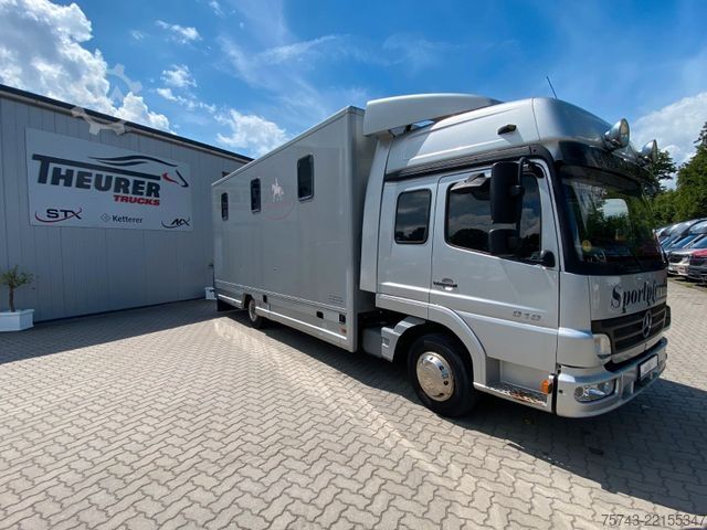 Hayvan taşıyıcı MERCEDES-BENZ Atego 8180 3-4  Pferde  Wohnung