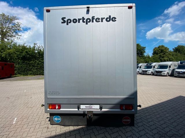 Hayvan taşıyıcı MERCEDES-BENZ Atego 8180 3-4  Pferde  Wohnung